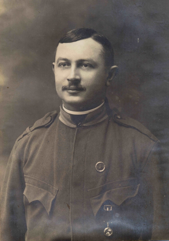 Razglednica iz albuma Pakračanina Luje Šnedorfa  poslana za vrijeme njegovog služenja austrougarskoj vojsci tijekom Prvog svjetskog rata 